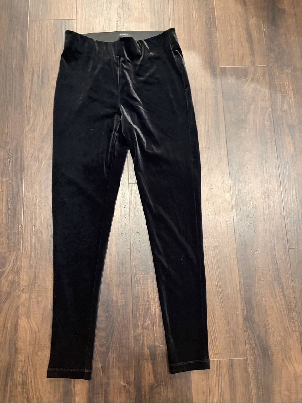 Ann Taylor Black Velvet Leggings NWT Small